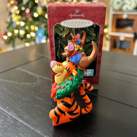 Hallmark Keepsake Ornament Lot Vintage Winnie The Pooh Ceramic Plate And Tigger - Picture 4 of 8